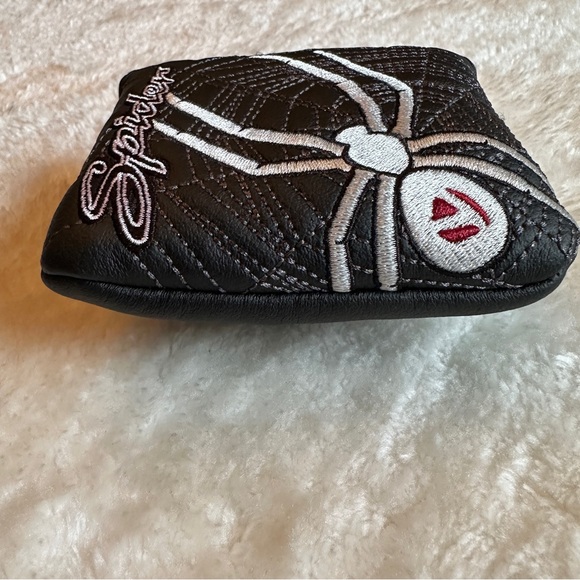 TaylorMade Spider Mini Black Mallet Putter Headcover Golf Head Cover. NEW - Picture 4 of 8